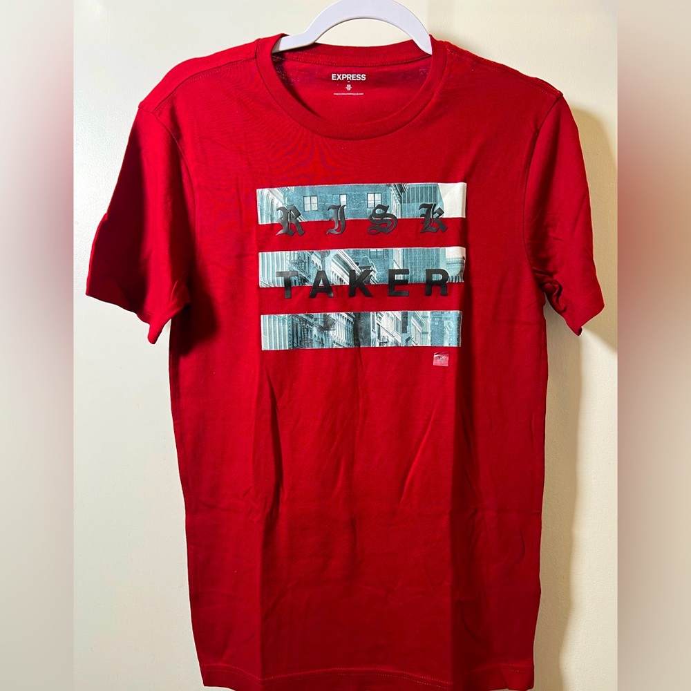 Express graphic tee shirt